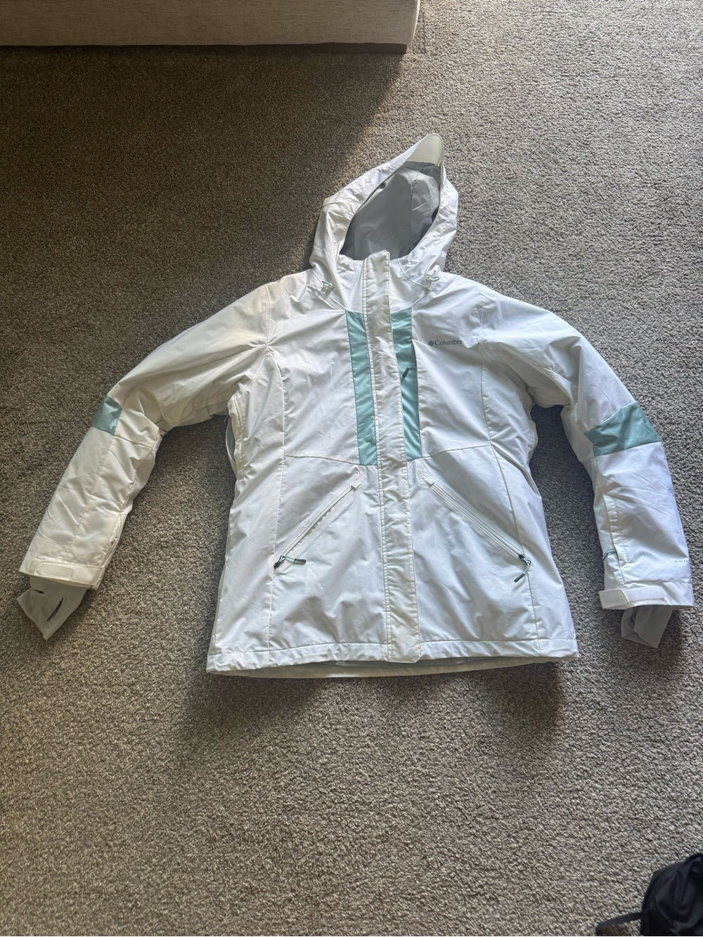 Columbia White Ski Snowboard Jacket